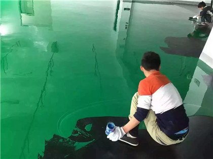 槐荫下面给你一份环氧地坪漆施工的完整流程