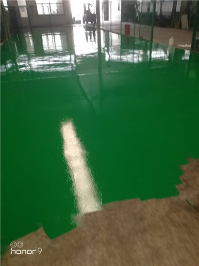 槐荫下面我给你一份非常实用、地坪漆施工翻新